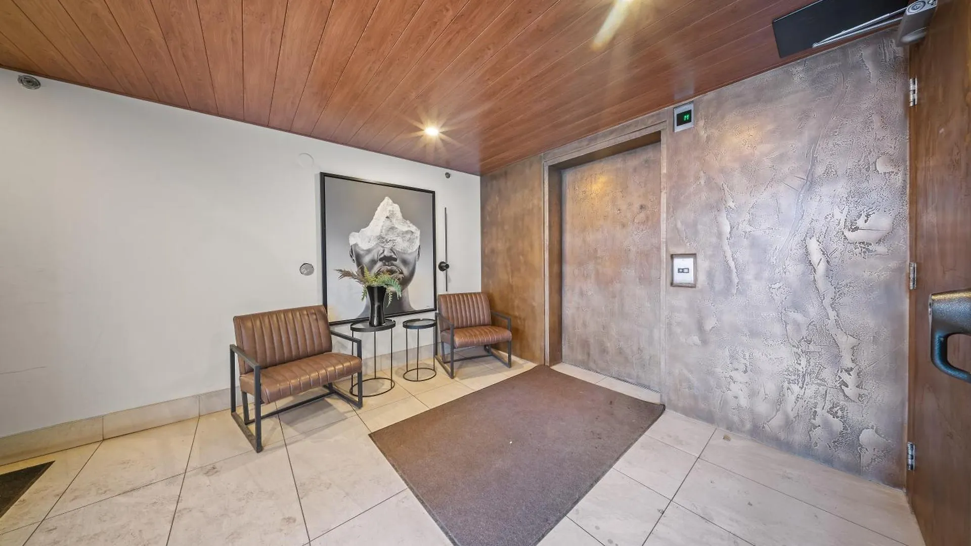 Apartment Ice District 2Bed Condo, Rogers Place Edmonton