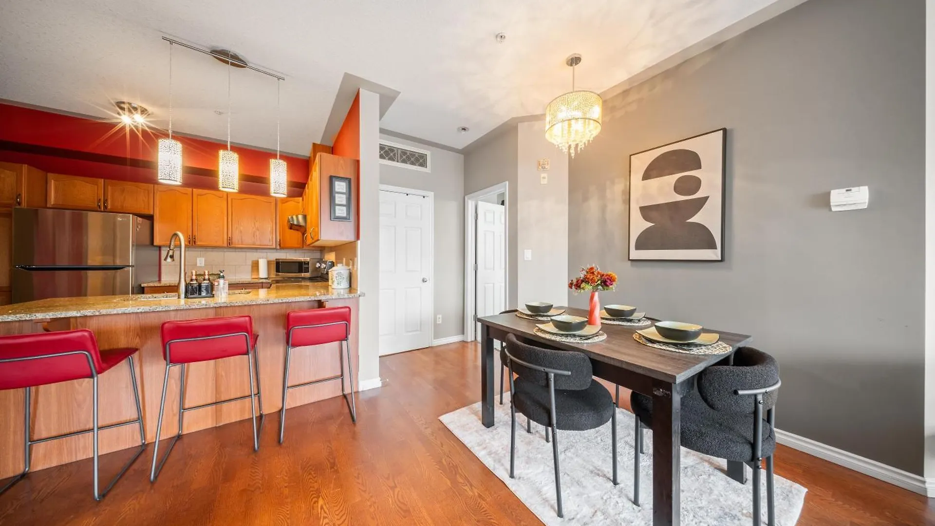 Ice District 2Bed Condo, Rogers Place Edmonton 0*,
